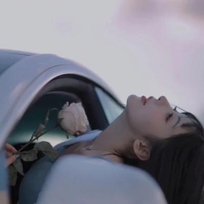 慵懒随意女生头像59张
