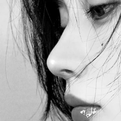 91张黑白冷淡风女生头像