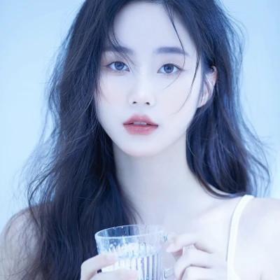 头像图片大全2023女生真人