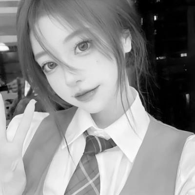 女士高冷黑白头像图片高清112张