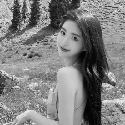 女士高冷黑白头像图片高清112张