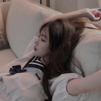 慵懒随意女生头像59张