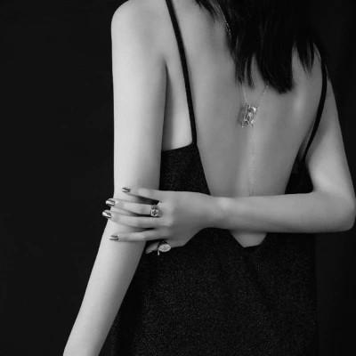 91张黑白冷淡风女生头像