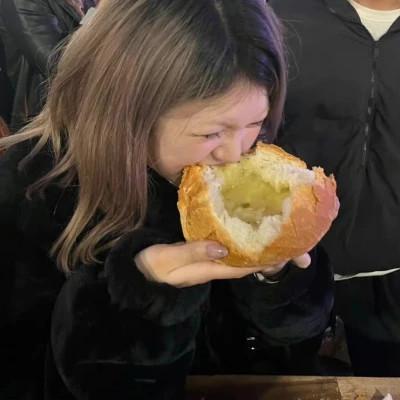 2023女生超火的微信头像大全111张