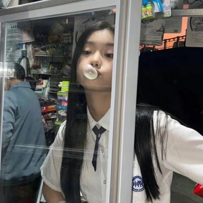 2023女生超火的微信头像大全111张