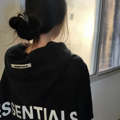 女生高级感的背影意境图片头像