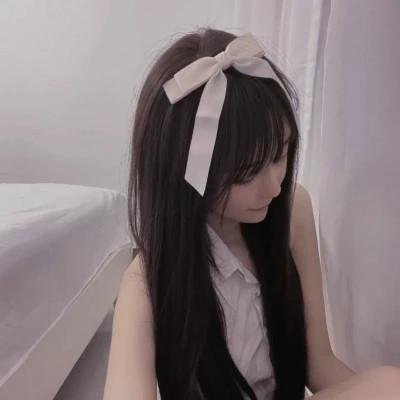 微信头像高级氛围感女生图片