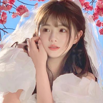 温柔惊艳的女生头像 高清温柔干净且惊艳的女头图片