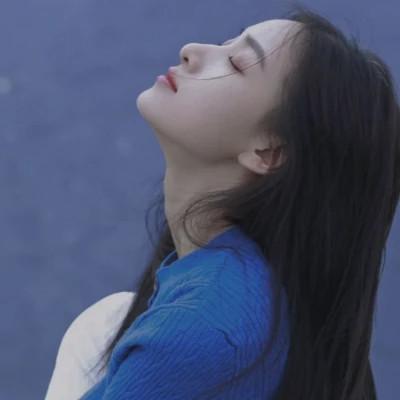 微信头像高级氛围感女生图片