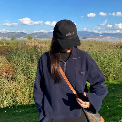 女生高级感的背影意境图片头像