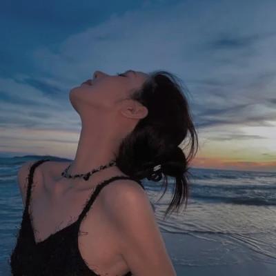 女生头像落日夕阳 唯美好看的背影夕阳头像女生高清图片