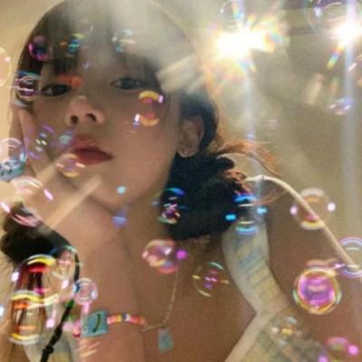 2023女生超火的微信头像大全111张