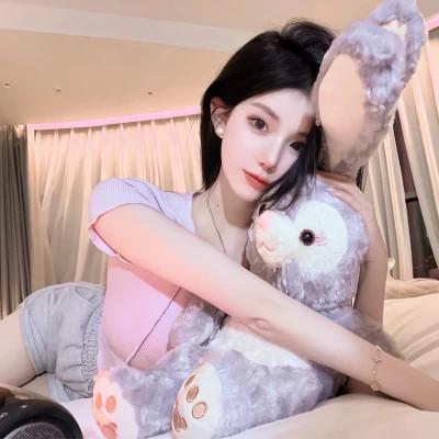 温柔惊艳的女生头像 高清温柔干净且惊艳的女头图片