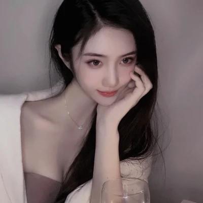 微信头像高级氛围感女生图片