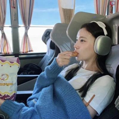 2023女生超火的微信头像大全111张