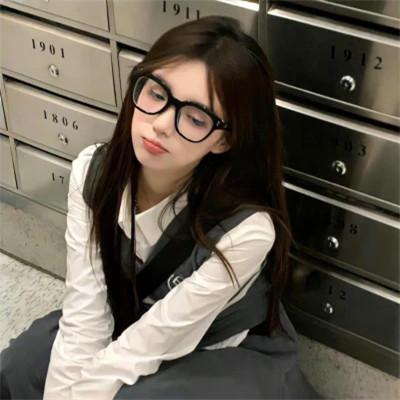 2023女生超火的微信头像大全111张