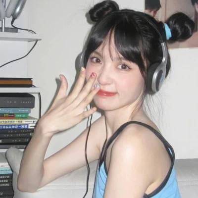 2023女生超火的微信头像大全111张