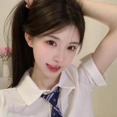 温柔惊艳的女生头像 高清温柔干净且惊艳的女头图片