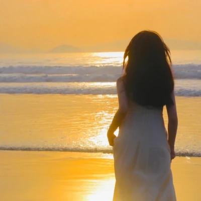 女生头像落日夕阳 唯美好看的背影夕阳头像女生高清图片