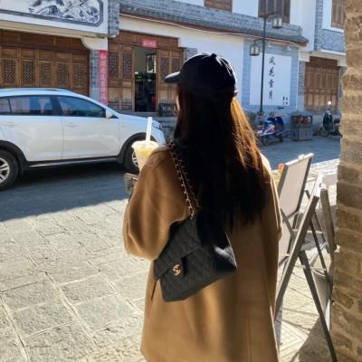 女生高级感的背影意境图片头像