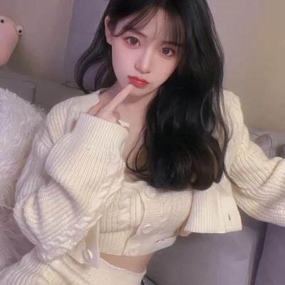 温柔惊艳的女生头像 高清温柔干净且惊艳的女头图片