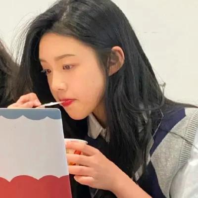 清新自然漂亮美女头像图片60张