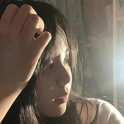 宝藏女孩微信头像54张