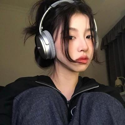 2023女生超火的微信头像大全111张