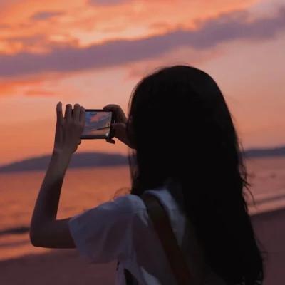 女生头像落日夕阳 唯美好看的背影夕阳头像女生高清图片