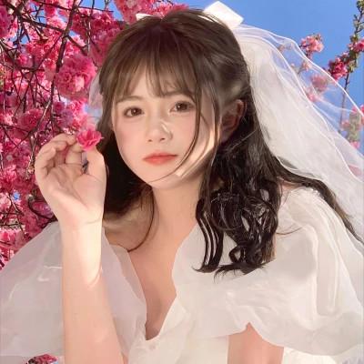 温柔惊艳的女生头像 高清温柔干净且惊艳的女头图片