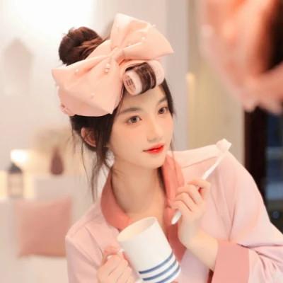 微信头像高级氛围感女生图片