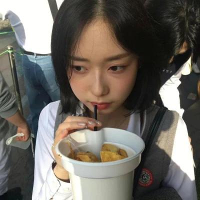 2023女生超火的微信头像大全111张