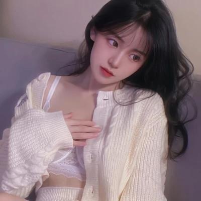 温柔惊艳的女生头像 高清温柔干净且惊艳的女头图片