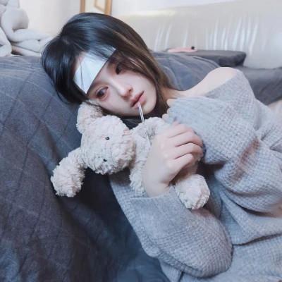 温柔惊艳的女生头像 高清温柔干净且惊艳的女头图片