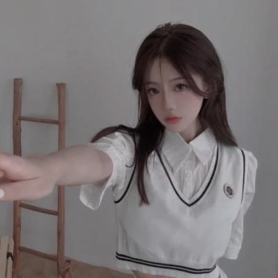 微信头像高级氛围感女生图片