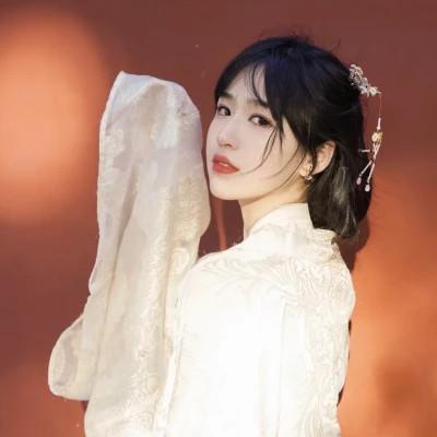 神仙颜值高清唯美的女生头像
