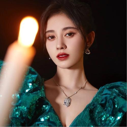 女生第一眼就吸引人的头像图片100张精选