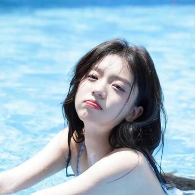 神仙颜值高清唯美的女生头像