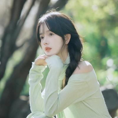 神仙颜值高清唯美的女生头像