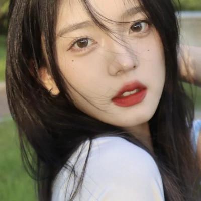 神仙颜值高清唯美的女生头像