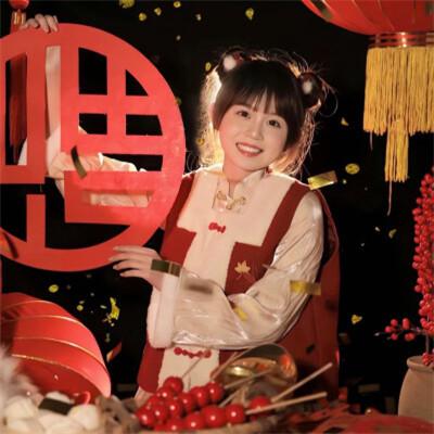 2023红色系女生新年过年头像图片