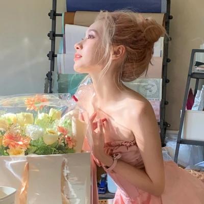 神仙颜值高清唯美的女生头像