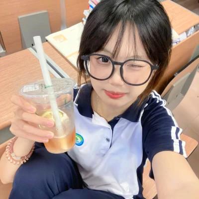 青春期素颜女生头像95张 青春正好
