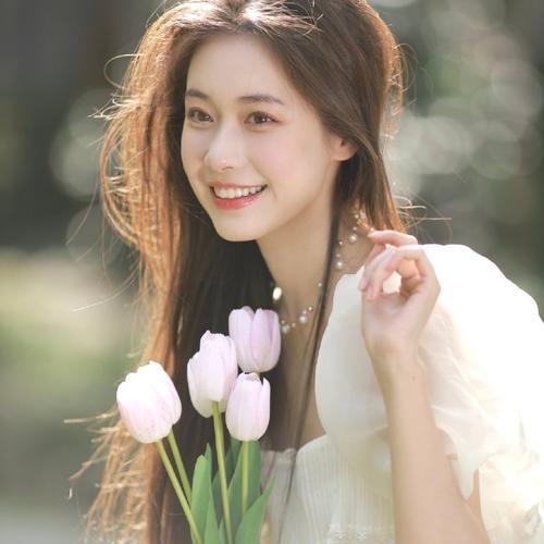 女生第一眼就吸引人的头像图片100张精选