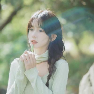 神仙颜值高清唯美的女生头像