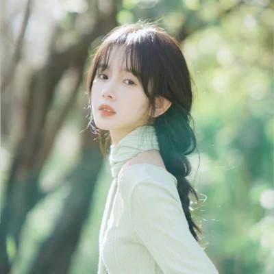 神仙颜值高清唯美的女生头像