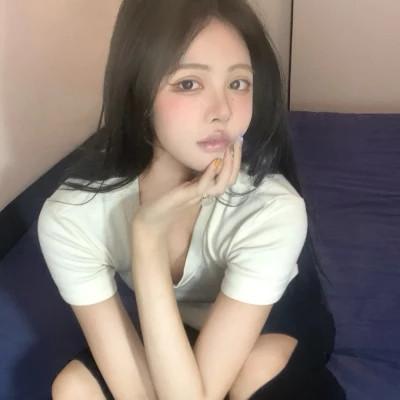 女头像ins高级质感自拍40张