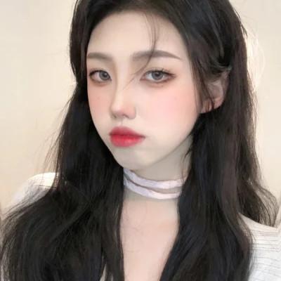 女头像ins高级质感自拍40张