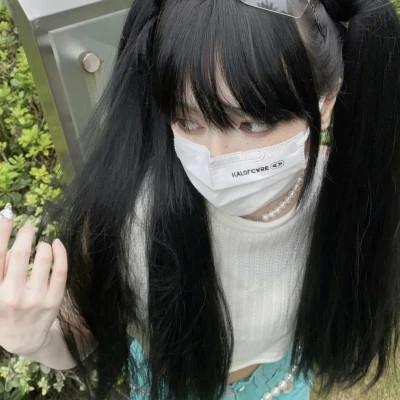 女头像ins高级质感自拍40张