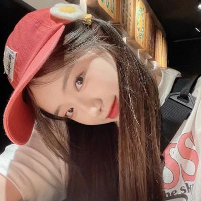 女头像ins高级质感自拍40张
